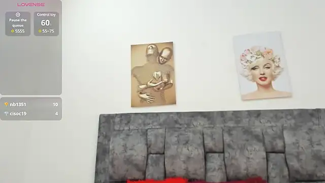 Chloe diamondss online show from 12, 3, 2025