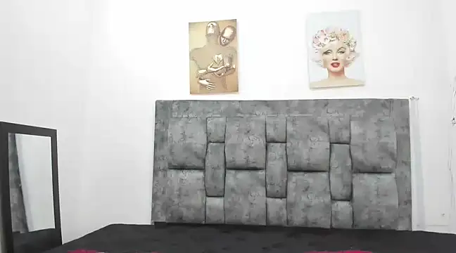 Chloe diamondss online show from 14, 3, 2025