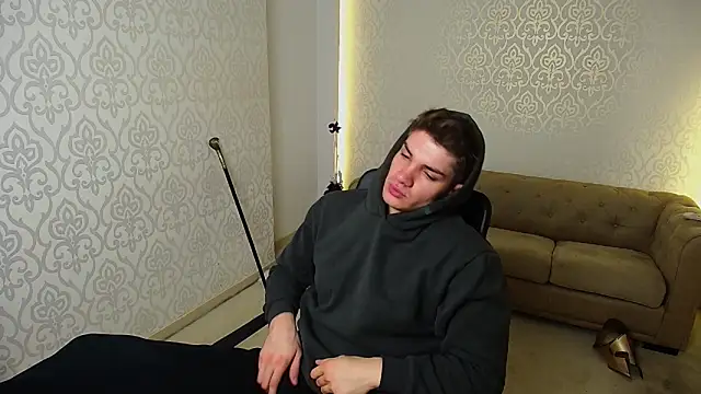 MaxKaiden online show from 22, 11, 2025