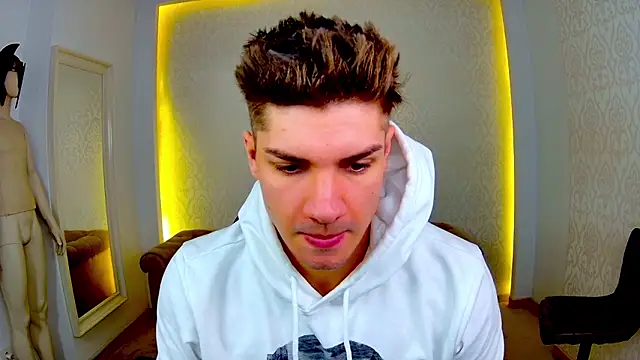 MaxKaiden online show from 10, 2, 2026