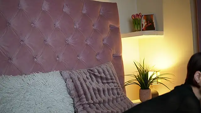 MaiaMini online show from 15, 11, 2025