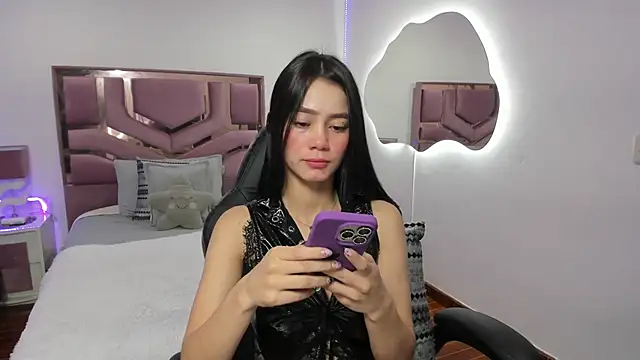 MollyCraft online show from 27, 2, 2025