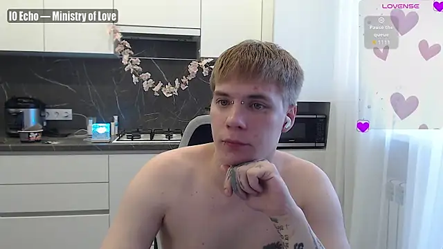 yourlildemon online show from 17, 6, 2026