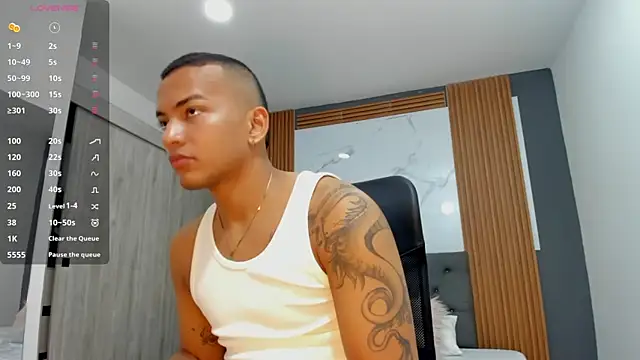 Rafa2004Cruz online show from 12, 3, 2025