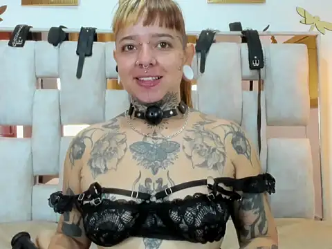 Snapshot of Braylen_Sanchez chatting on 27, 11, 2025 Braylen Sanchez online show from 27, 11, 2025