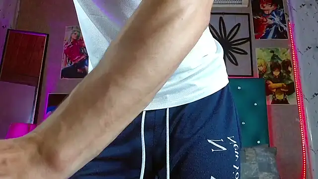 LiamAndrewzz online show from 15, 4, 2026