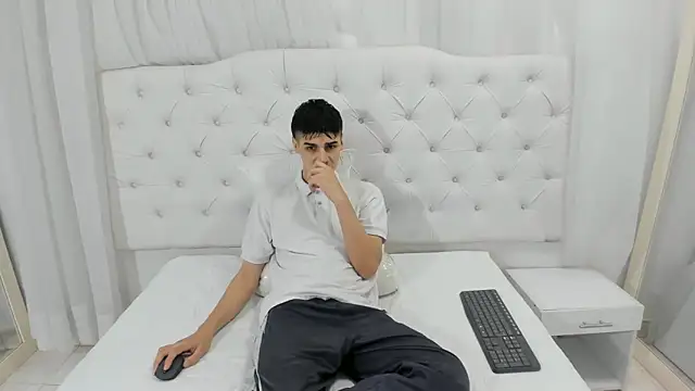 frank jhonsson online show from 27, 11, 2025