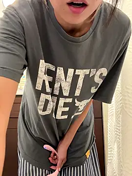 Snapshot of skybeatrice7 chatting on 17, 9, 2025 skybeatrice7 online show from 17, 9, 2025