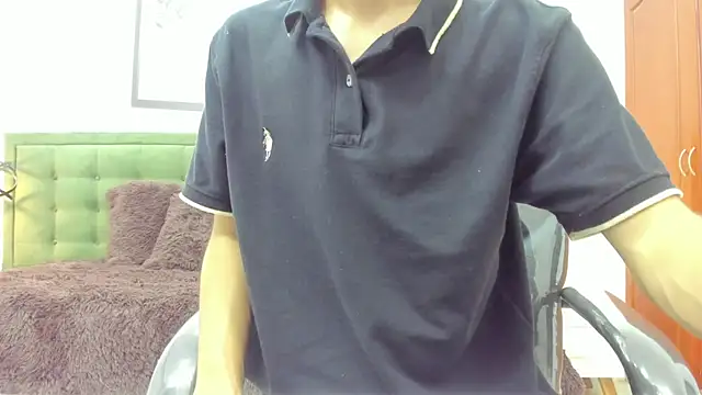 Snapshot of Johann_sex chatting on 19, 12, 2025 Johann sex online show from 19, 12, 2025