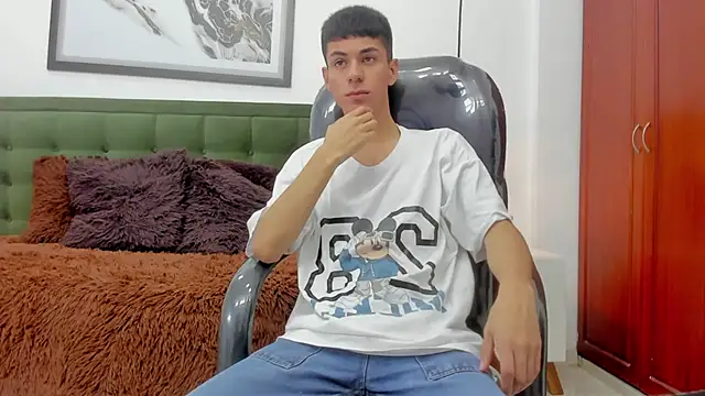 Snapshot of Johann_sex chatting on 14, 1, 2026 Johann sex online show from 14, 1, 2026