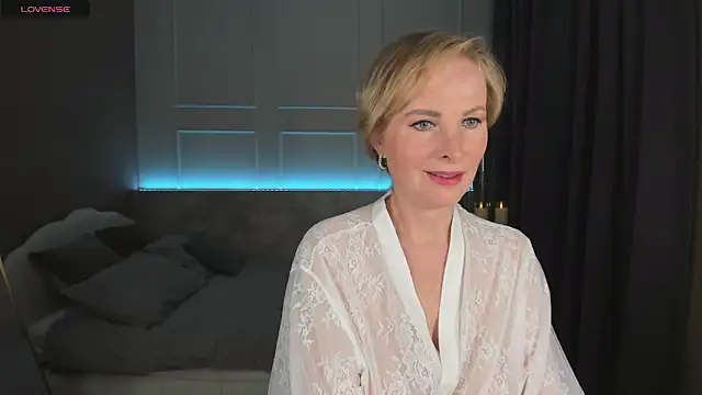 Sandra Kind online show from 22, 2, 2025