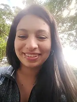 Snapshot of Nat_XxX chatting on 3, 10, 2025 Nat XxX online show from 3, 10, 2025