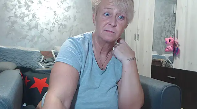 RosesandLillies online show from 10, 2, 2025