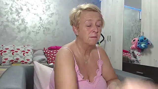 RosesandLillies online show from 10, 4, 2026