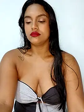 victoria roussee online show from 22, 3, 2025