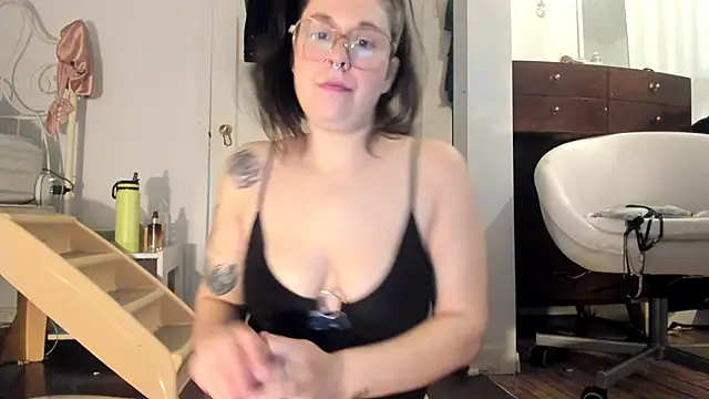 Snapshot of Rosiee69_ chatting on 24, 2, 2025 Rosiee69  online show from 24, 2, 2025