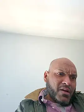 Mrnutella online show from 27, 2, 2025