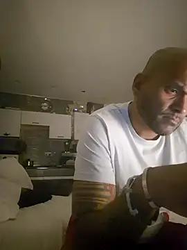 Mrnutella online show from 7, 3, 2025