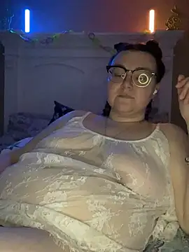 HTXBELLE online show from 3, 3, 2025