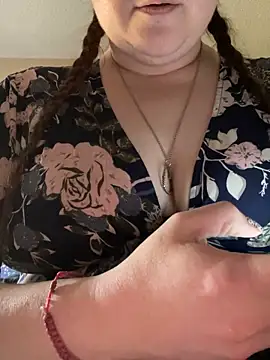 HTXBELLE online show from 6, 3, 2025