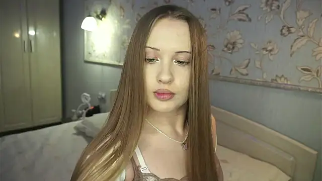 QuennaCoote online show from 3, 6, 2026