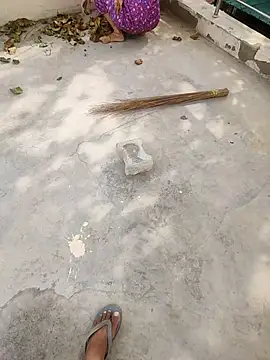 indian couple4 online show from 17, 4, 2026