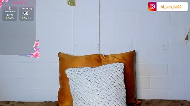 LiaHansson online show from 19, 11, 2025