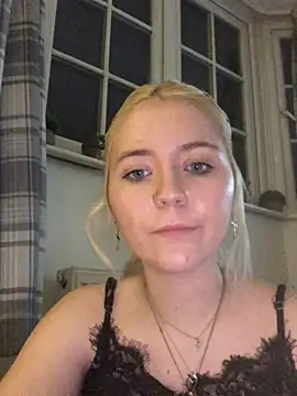 Blondie Sofia Essexbabe online show from 13, 3, 2025