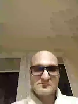 Snapshot of Luci1982Brazzers chatting on 1, 3, 2025 Luci1982Brazzers online show from 1, 3, 2025