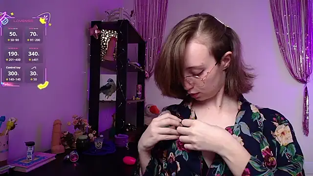 Elise Nyx online show from 11, 3, 2026