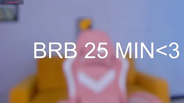 Snapshot of KristinMoore chatting on 18, 3, 2025 KristinMoore online show from 18, 3, 2025