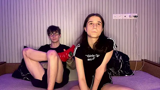 baby lesi online show from 18, 1, 2026