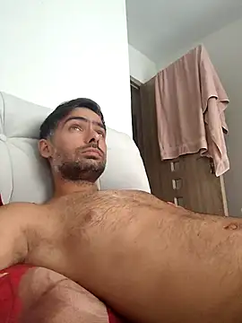 Snapshot of andreiiiii2025 chatting on 10, 9, 2025 andreiiiii2025 online show from 10, 9, 2025