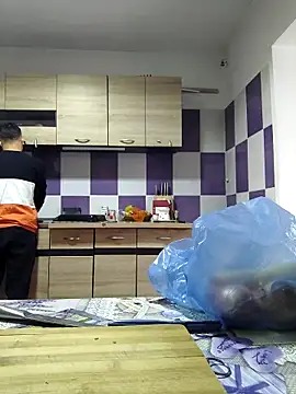 Snapshot of andreiiiii2025 chatting on 5, 3, 2026 andreiiiii2025 online show from 5, 3, 2026