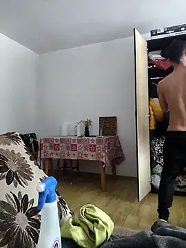 Snapshot of andreiiiii2025 chatting on 17, 3, 2026 andreiiiii2025 online show from 17, 3, 2026