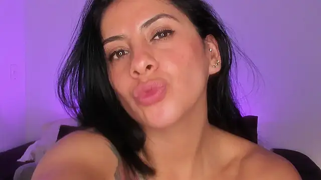  lucianapalmer online show from 25, 11, 2025