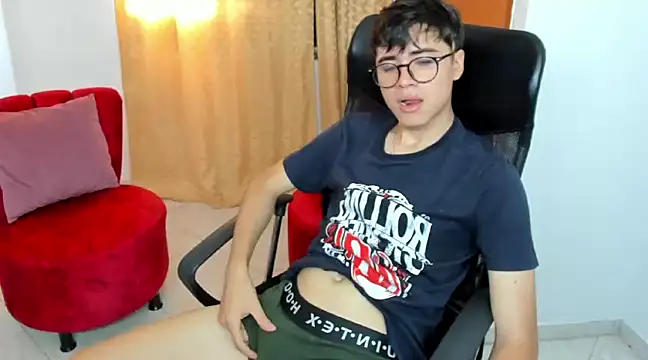 liam orion online show from 28, 2, 2025