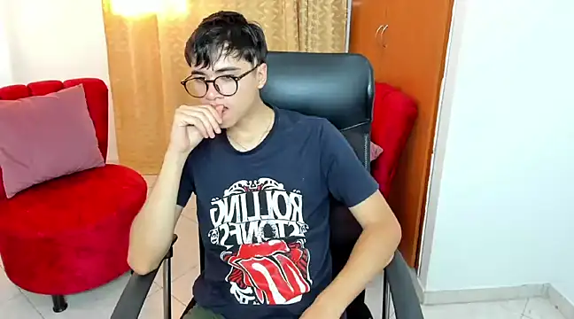 liam orion online show from 28, 2, 2025