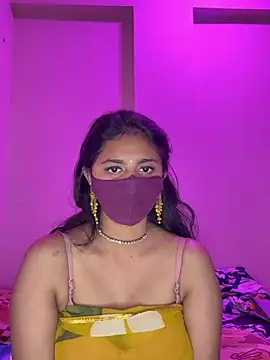 Dishasarmaa05 online show from 25, 2, 2025