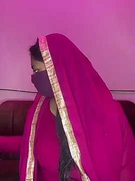 Dishasarmaa05 online show from 28, 2, 2025