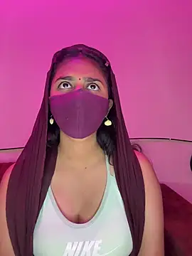 Dishasarmaa05 online show from 17, 3, 2025