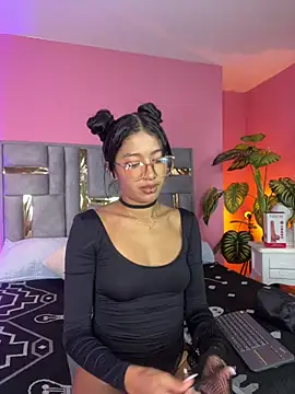 Tyla Ks online show from 20, 3, 2025