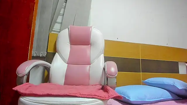 abigail fx online show from 28, 2, 2025