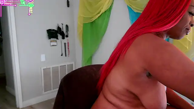 Queenanitadix online show from 1, 7, 2026