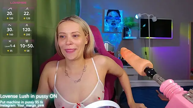 Snapshot of Margony chatting on 12, 10, 2025 Margony online show from 12, 10, 2025