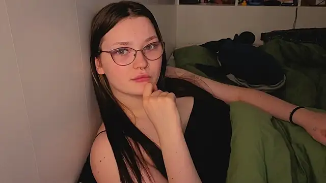 Snapshot of milliedoll chatting on 13, 11, 2025 milliedoll online show from 13, 11, 2025