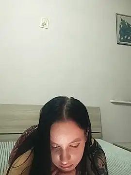 CatyF1 online show from 23, 2, 2025