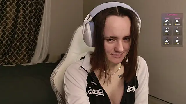 Luna Loveee online show from 27, 11, 2025