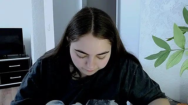kitsune 8 online show from 18, 5, 2026