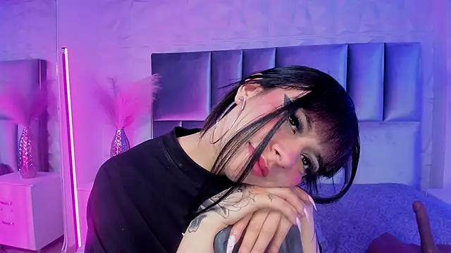 Selene bennet online show from 14, 3, 2026